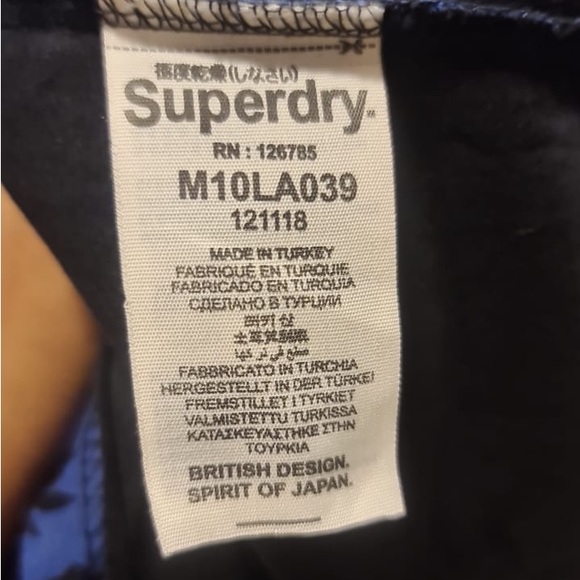 SuperDry T-shirt- Brand New ✨ - Picture 8 of 9